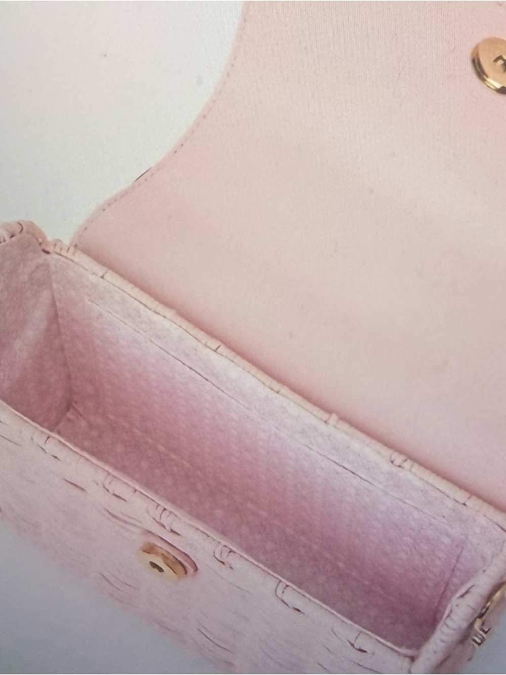Lilly Pulitzer, NWT, SOLD OUT Pink muse Woven Crossbody Bag with Bamboo Handle - Picture 8 of 11